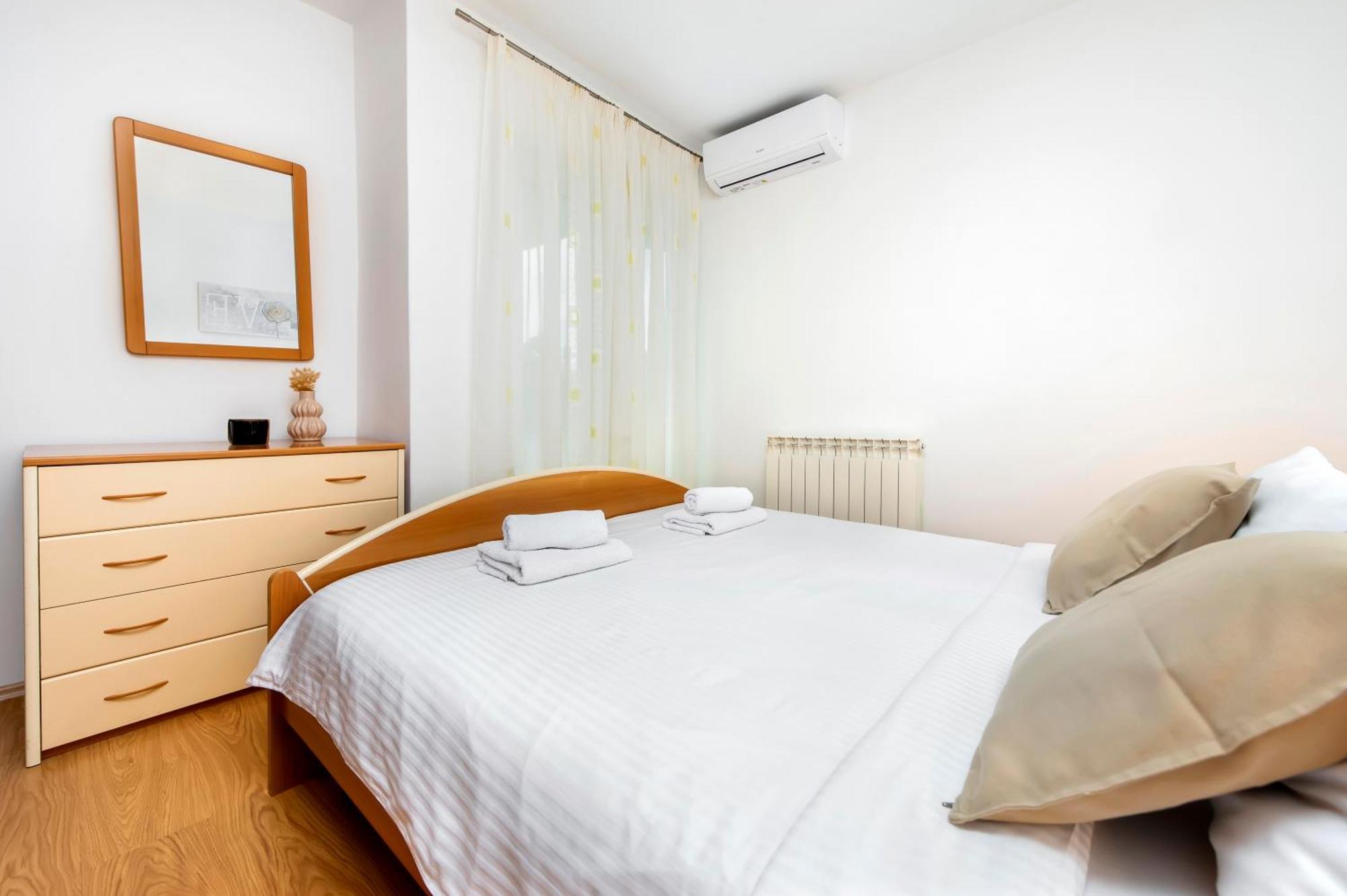 Apartments Sandra Rovinj Buitenkant foto